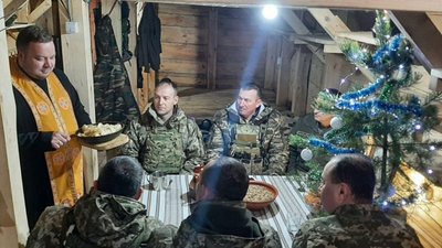 Тернопільські військові зняли різдвяний ролик Тернопільські військові зняли різдвяний ролик