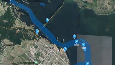 Черкаський рибпатруль ловить рибалок-порушників на зимувальних ямах Кременчуцького водосховища Черкаський рибпатруль ловить рибалок-порушників на зимувальних ямах Кременчуцького водосховища