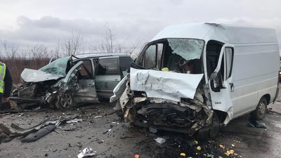 На Тернопільщині двоє людей загинули у ДТП На Тернопільщині двоє людей загинули у ДТП
