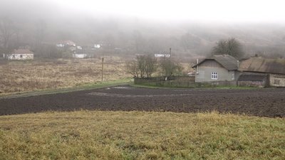 Прикарпатське село Озерце: холодні хати і теплі спогади Прикарпатське село Озерце: холодні хати і теплі спогади