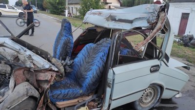 Намагався обігнати: в аварії на Харківщині загинули двоє людей