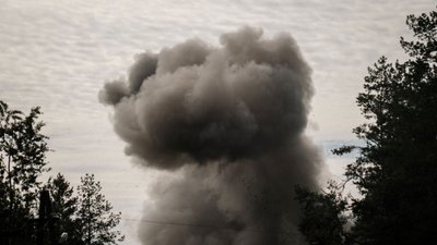 Дим від вибуху
