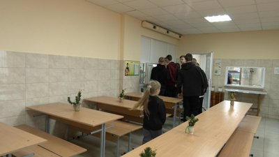 Волинь, їдальня у школі