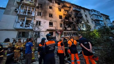 У Криму вночі 28 серпня лунали вибухи. У Севастополі пошкоджено п'ятиповерхівку
