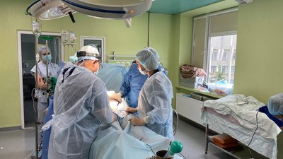 На Тернопільщині провели трансплантацію нирки: що відомо про стан пацієнтки На Тернопільщині провели трансплантацію нирки: що відомо про стан пацієнтки