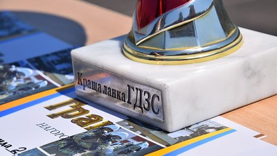 На Миколаївщині змагалися рятувальники На Миколаївщині змагалися рятувальники