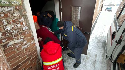 сніг, негода, дорога, ожеледиця, рятувальники, ДСНС, Житомирщина сніг, негода, дорога, ожеледиця, рятувальники, ДСНС, Житомирщина