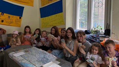 "Дитячий батальйон бандерівці": співаючи, діти з Волині зібрали гроші на антидрон для військових