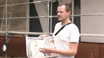 На фасаді ліцею № 17 у Франківську створюють мурал "Погляд" На фасаді ліцею № 17 у Франківську створюють мурал "Погляд"
