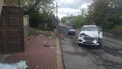 Прооперували, знаходиться у важкому стані. Стан хлопчика, якого збили на тротуарі