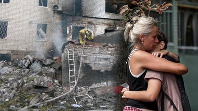 Влучання у багатоповерхівку в Чернігові 24 серпня 2026 року: очевидці про влучання