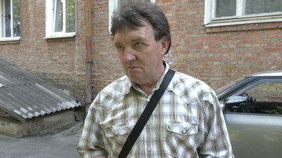 Не відповідав на дзвінки: у Луцьку до пенсіонера викликали рятувальників Не відповідав на дзвінки: у Луцьку до пенсіонера викликали рятувальників