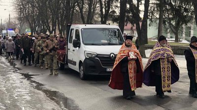 У Маньківці поховали військовослужбовця Фостика Сергія Ігоровича