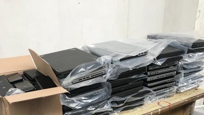 Комп’ютерну техніку та мобільні телефони намагався перевести франківець через кордон
