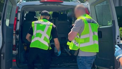 На Полтавщині взяли під варту жителя Кіровоградщини, якого підозрюють у торгівлі зброєю