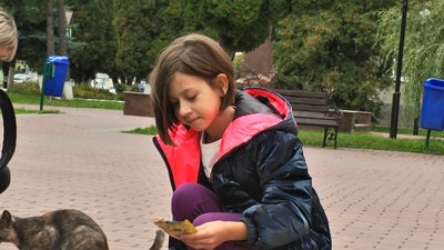 До стрижки "каре" Вікторія мала волосся нижче пояса До стрижки "каре" Вікторія мала волосся нижче пояса