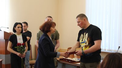 Дев’ять нагород, які присудили військовим, передали на Полтавщині Дев’ять нагород, які присудили військовим, передали на Полтавщині