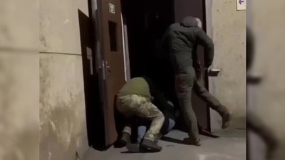 У Львівському ТЦК проводять перевірку через інцидент з цивільним та чоловіками у військовій формі