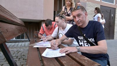 Іван Мних, мешканець будинку на вулиці Білогірській в Тернополі Іван Мних, мешканець будинку на вулиці Білогірській в Тернополі