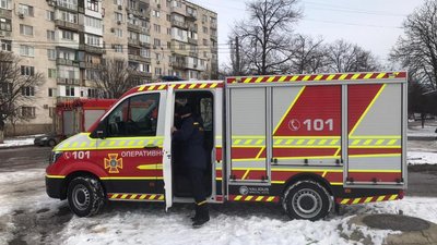 В Одесі відкрили мобільний пункт обігріву В Одесі відкрили мобільний пункт обігріву