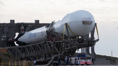 SpaceX запустила в космос супутник, який повідомлятиме про урагани та зміни рівня води