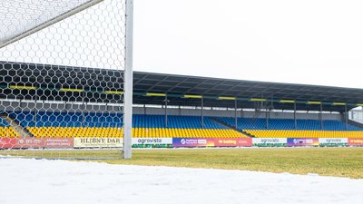 Стадіон "Ніка" у день запланованого матчу "Олександрія" - "Оболонь"