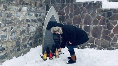 У Мукачеві вшанували пам'ять жертв Голокосту У Мукачеві вшанували пам'ять жертв Голокосту