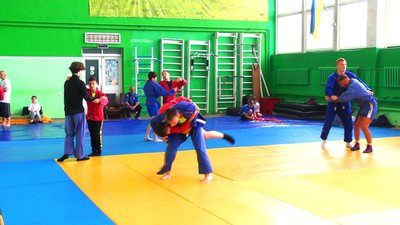 Вінницькі самбісти готуються до Кубку України серед юніорів та дорослих Вінницькі самбісти готуються до Кубку України серед юніорів та дорослих