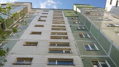 “Підпис не мій — це хтось підробив”: мешканці багатоповерхівки в Сумах два роки не платять по підвищеному тарифу