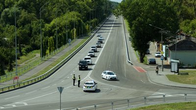 Ця колона супроводжувала тіло Олексія Дяговця Ця колона супроводжувала тіло Олексія Дяговця