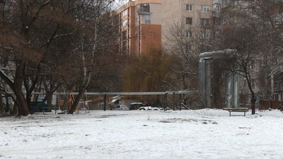 Міськрада Чернівців знову хоче викупити приватну ділянку, де раніше демонтували дитмайданчик: навіщо
