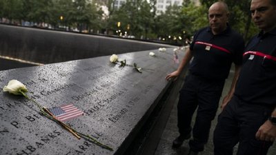 Тисячі прапорів та скрипки: як у США вшановують жертв терактів 11 вересня