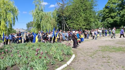 На Кіровоградщині попрощалися з захисниками Віктором Ковальським і На Кіровоградщині попрощалися з захисниками Віктором Ковальським і