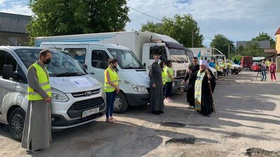 З Тернопільщини відправили допомогу у підтоплені райони Франківщини З Тернопільщини відправили допомогу у підтоплені райони Франківщини
