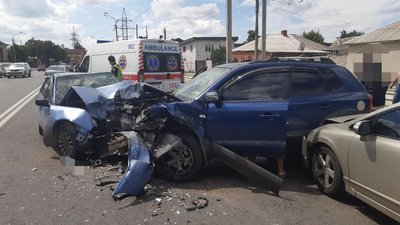 У Харкові ДТП з п'ятьма травмованими: двоє з них — діти (оновлено)