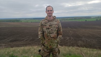 Риштування на замовлення встановлює ветеран Антон Пухніченко Риштування на замовлення встановлює ветеран Антон Пухніченко