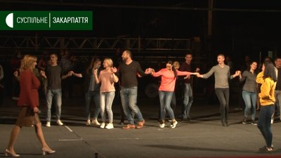 Майже 80 учасників виступатимуть на концерті до 75-річчя Закарпатського хору Майже 80 учасників виступатимуть на концерті до 75-річчя Закарпатського хору