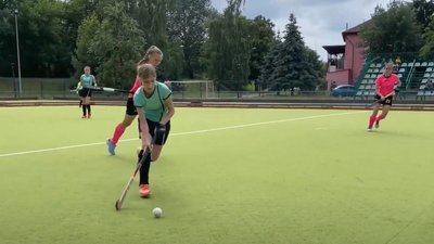 У Сумах розпочався чемпіонат України серед юних спортсменок з хокею на траві 5S