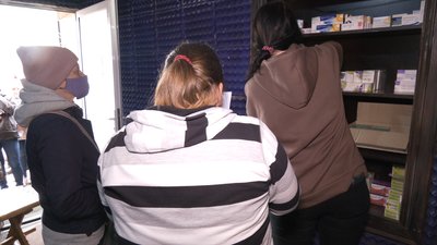 Волонтери замовили для сумчан ліки, яких немає в аптеках Волонтери замовили для сумчан ліки, яких немає в аптеках