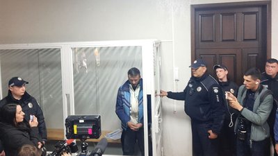 Підозрюваним у вбивстві поліцейського на Вінниччині обирають запобіжний захід Підозрюваним у вбивстві поліцейського на Вінниччині обирають запобіжний захід