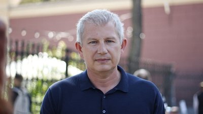 В Одесі попрощалися з художником та директором музею Олександром Ройтбурдом В Одесі попрощалися з художником та директором музею Олександром Ройтбурдом