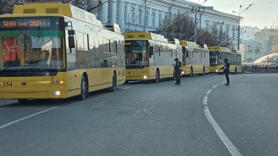 У Полтаві міськвиконком ухвалив рішення щодо перекриття тротуару на вулиці Героїв АТО У Полтаві міськвиконком ухвалив рішення щодо перекриття тротуару на вулиці Героїв АТО