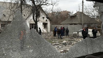 Наслідки масованого ракетного обстрілу Запоріжжя. Восьмеро людей загинули та 13 поранені Наслідки масованого ракетного обстрілу Запоріжжя. Восьмеро людей загинули та 13 поранені
