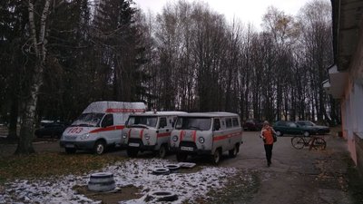 "Уражені легені". На Сумщині поховали жінку, яка померла під лікарнею