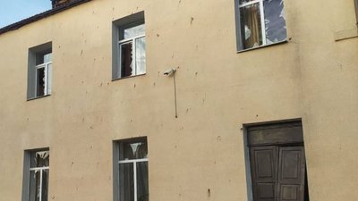 Армія РФ вночі 3 вересня обстріляла Новобаварський район Харкова: пошкоджена школа Армія РФ вночі 3 вересня обстріляла Новобаварський район Харкова: пошкоджена школа