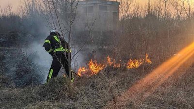 У Житомирі у вихідні датчики зафіксували забруднення повітря. Чим це загрожує У Житомирі у вихідні датчики зафіксували забруднення повітря. Чим це загрожує