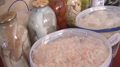Понад дві тонни продуктів для бійців на схід зібрали жителі двох сіл з Тернопільщини
