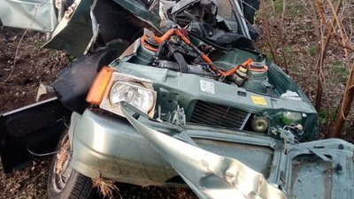 На Запоріжжі сталася ДТП, внаслідок якої постраждали двоє людей На Запоріжжі сталася ДТП, внаслідок якої постраждали двоє людей