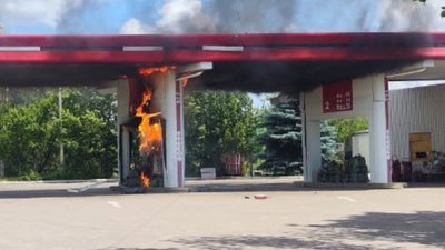 Горить заправка у Краматорську