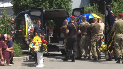 У Хмельницькому попрощались з Миколою Фурманом, який загинув на війні